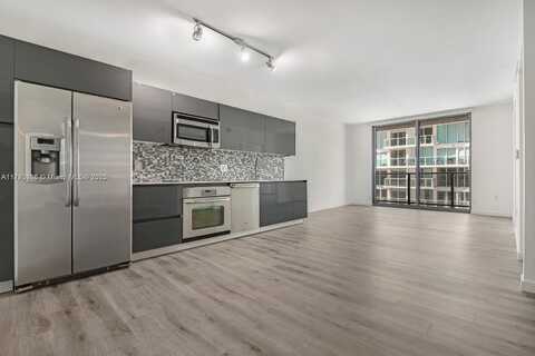 31 SE 6th St, Miami, FL 33131
