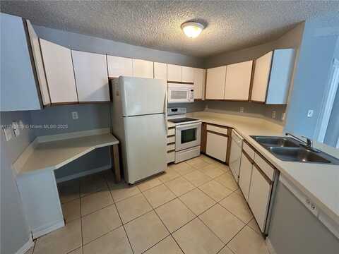 4015 W Mcnab Rd, Pompano Beach, FL 33069