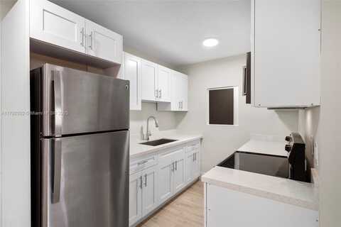 805 W 30th St, Hialeah, FL 33012