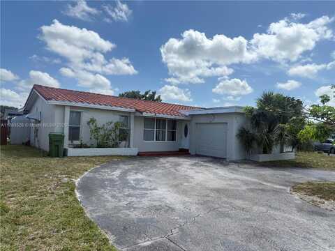 8940 Johnson St, Pembroke Pines, FL 33024