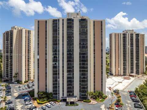 20301 W Country Club Dr, Aventura, FL 33180