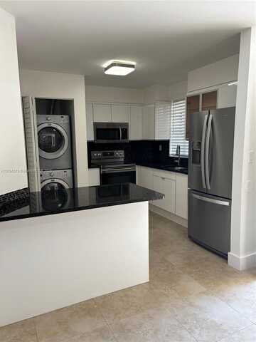 6195 NW 186th St, Hialeah, FL 33015