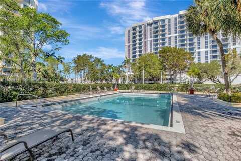 11111 Biscayne Blvd, Miami, FL 33181