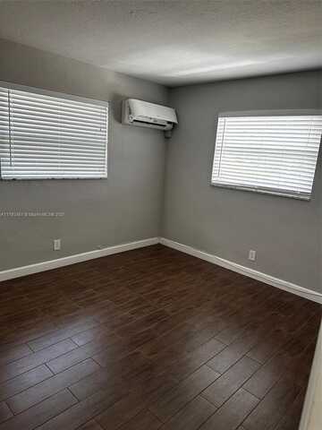 2201 Miami Rd, Fort Lauderdale, FL 33316