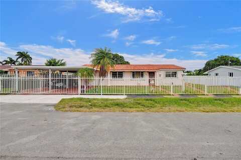 2831 NW 212th St, Miami Gardens, FL 33056