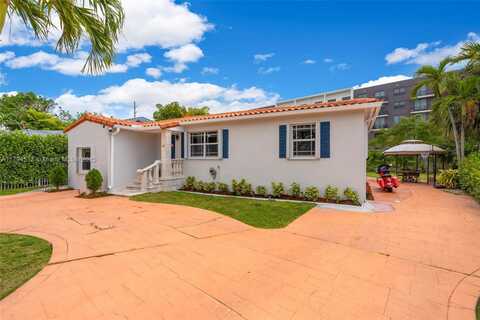 1621 SW 32nd Ct, Miami, FL 33145