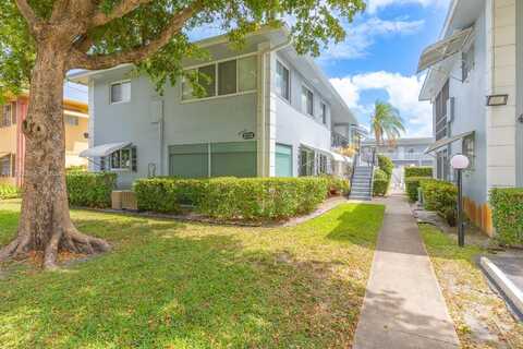 3710 Harrison St, Hollywood, FL 33021