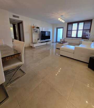 9225 Collins Ave, Surfside, FL 33154