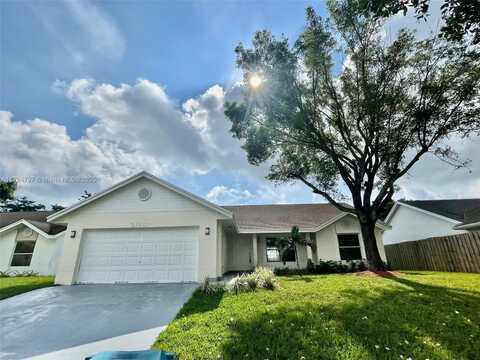 21681 SW 97th Ct, Cutler Bay, FL 33190