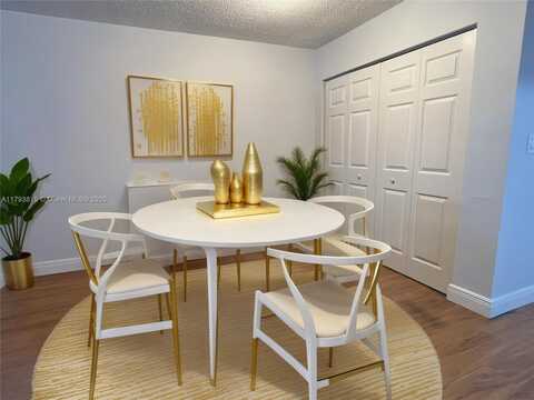 17255 SW 95th Ave, Palmetto Bay, FL 33157
