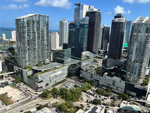 92 SW 3rd St, Miami, FL 33130