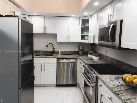 5600 Collins Ave, Miami Beach, FL 33140