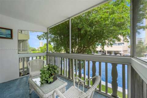 450 Paradise Isle, Hallandale Beach, FL 33009