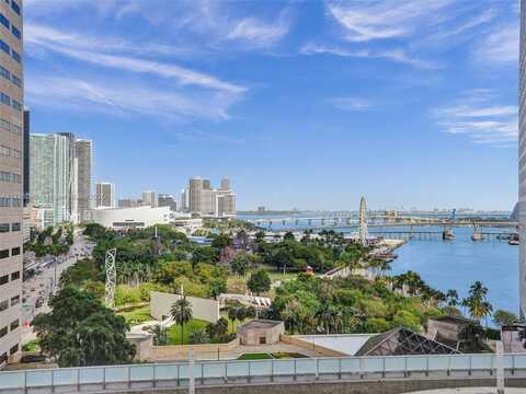 325 S Biscayne Blvd, Miami, FL 33131