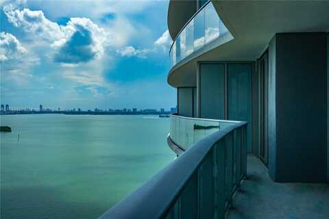 488 NE 18 St, Miami, FL 33132