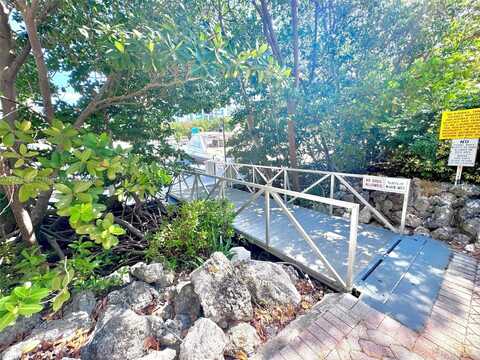 3575 Mystic Pointe Dr. Slip 99, Aventura, FL 33180