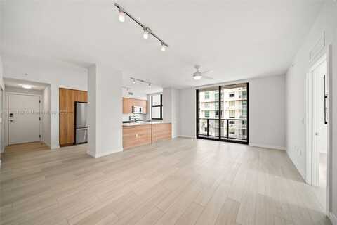 555 NE 8th St, Fort Lauderdale, FL 33304