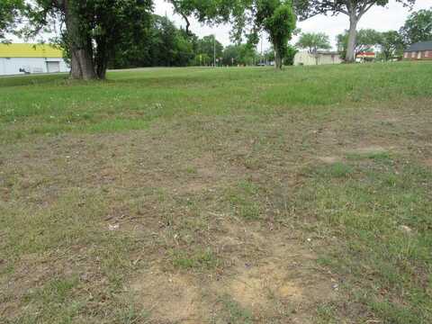 1st Ave SW, Moultrie, GA 31768