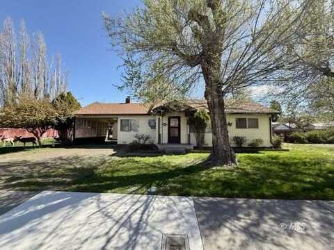 905 W 4th St, Alturas, CA 96101