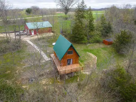 20753 Big Timber Ridge Rd, Eastman, WI 54626