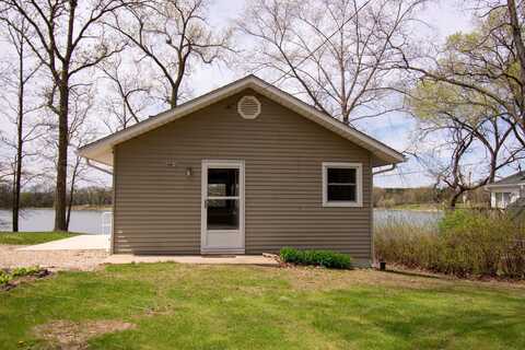 N6819 Lake Dr, Whitewater, WI 53190