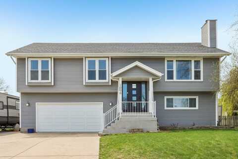 1096 E Libby Ct, Oak Creek, WI 53154