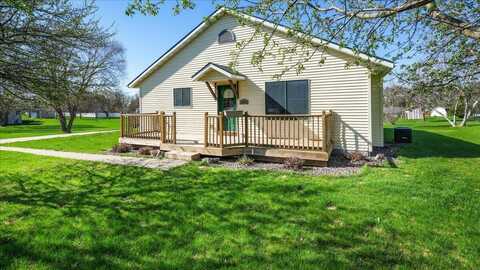 506 BIRCH St, Hixton, WI 54635