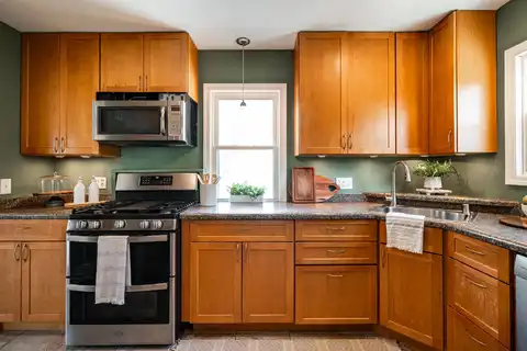 205 N Greenfield Ave, Waukesha, WI 53186