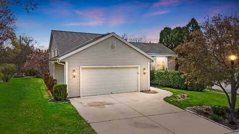 1031 Fieldridge Ct, Waukesha, WI 53188