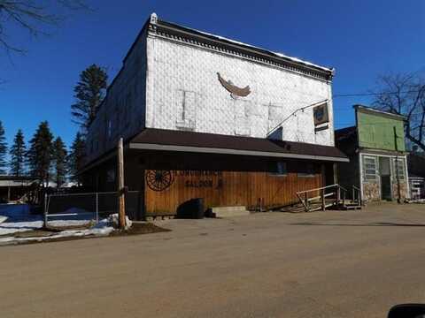 W11218 Grunewald St, Gresham, WI 54128