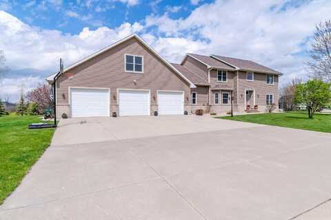 W5071 Cherrywood Ct, Sherwood, WI 54169