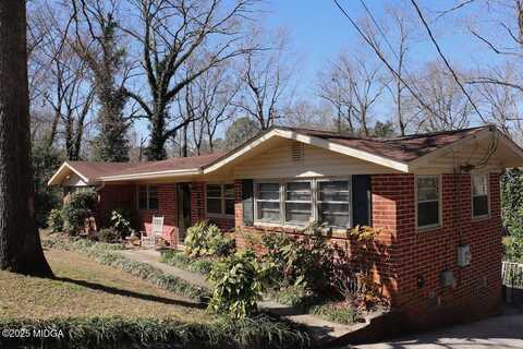 2827 Pierce Drive N, Macon, GA 31204