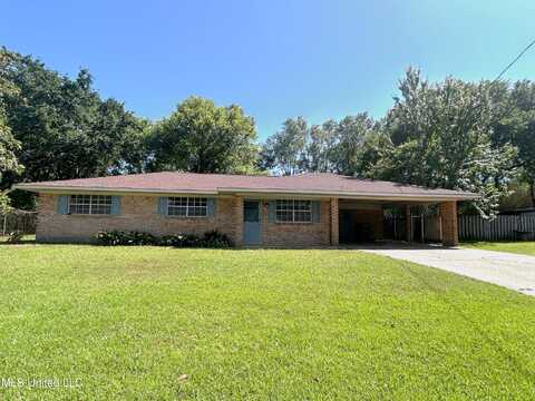 403 Brumbaugh Road, Ocean Springs, MS 39564