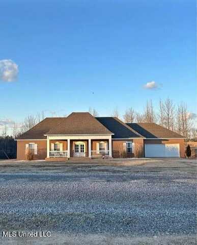 361 Cherry Bark Lane, Courtland, MS 38620