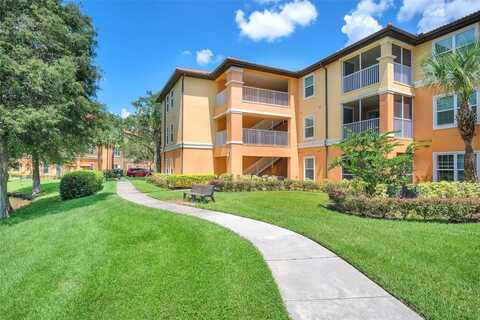 5467 VINELAND ROAD, ORLANDO, FL 32811