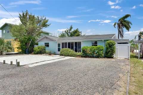 832 SEABREEZE DRIVE, RUSKIN, FL 33570