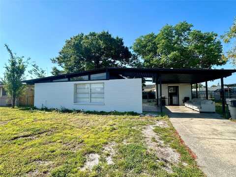 7615 LAVENDER LANE, TAMPA, FL 33619