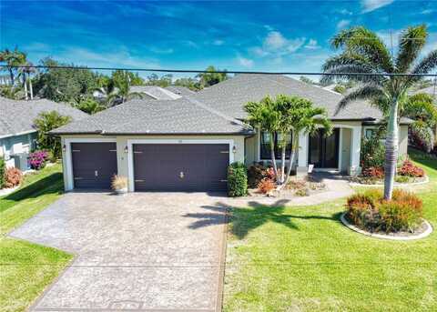 35 MEDALIST ROAD, ROTONDA WEST, FL 33947