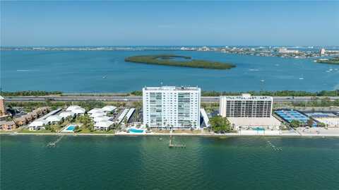 7200 SUNSHINE SKYWAY LANE S, Saint Petersburg, FL 33711