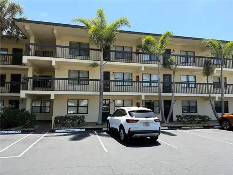 425 30TH AVENUE W, BRADENTON, FL 34205