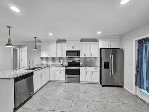 8014 N 13TH STREET, TAMPA, FL 33604
