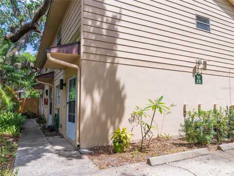 517 S SUMMERLIN AVENUE, ORLANDO, FL 32801