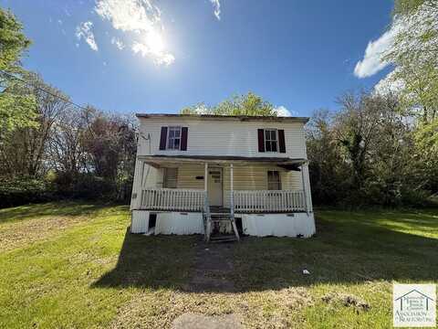 9 N Jackson Rd, Martinsville, VA 24112