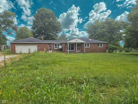 113 E Cemetery Road, Fillmore, IN 46128