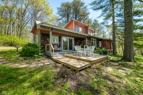 2513 Grandma Barnes Road, Nashville, IN 47448