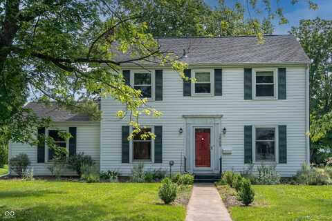 2405 Sycamore Street, Columbus, IN 47201