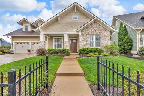 6751 Regents Park Drive, Zionsville, IN 46077