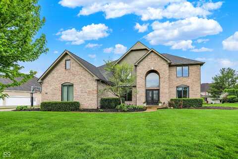 5255 Apache Moon, Carmel, IN 46033