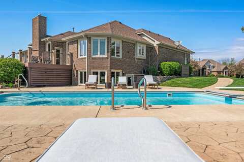 2015 Saint Andrews Court, Franklin, IN 46131