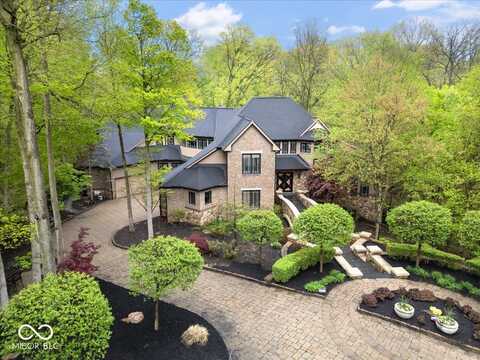 9468 Sullivan Place, Zionsville, IN 46077